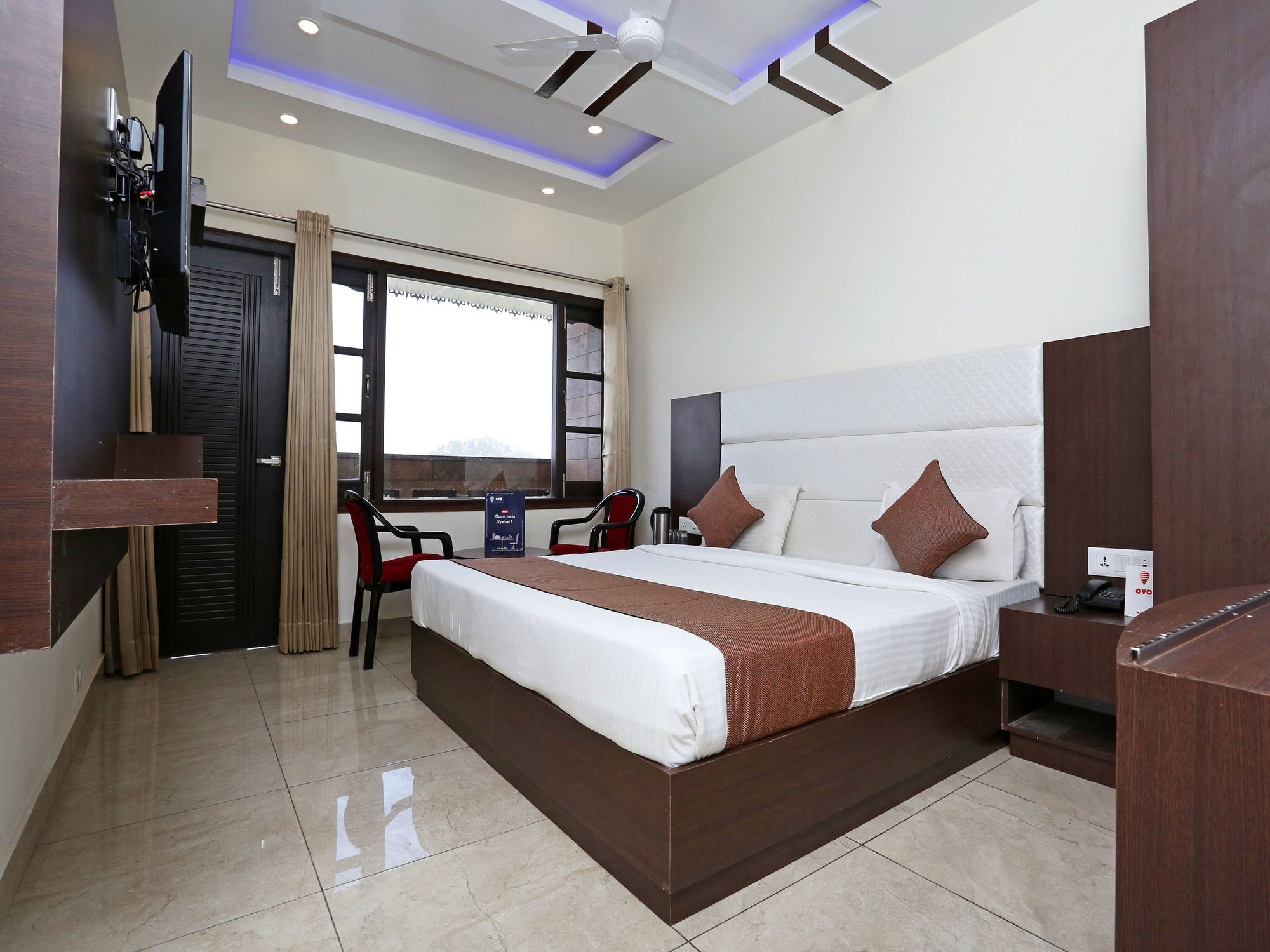 Hotel City Castle Масурі Екстер'єр фото