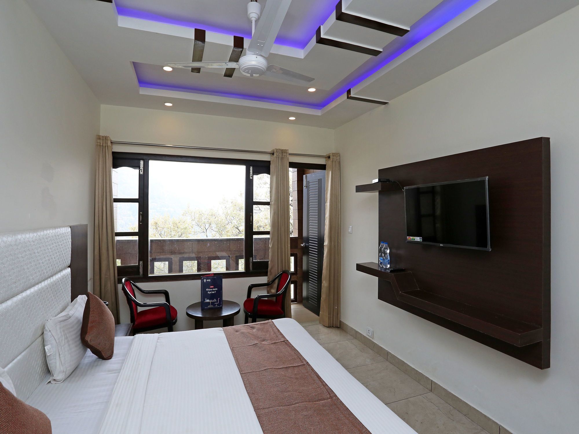 Hotel City Castle Масурі Екстер'єр фото